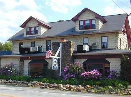 Ligonier Country Inn Exterior photo